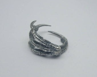 Raven Claw Ring in Sterling Silver, Magpie