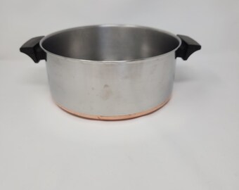 Olla/sartén vintage Revere Ware de 3 cuartos con fondo revestido de cobre.