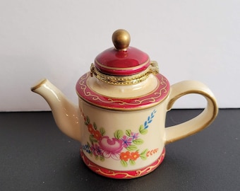 Tea pot Trinket box