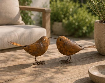 Estatua decorativa de pájaro de metal – Adorno rústico para jardín, decoración vintage de estilo granja con pájaros, regalo único para amantes de la naturaleza.