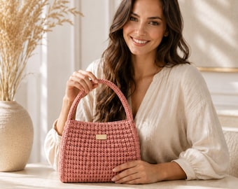 Pink Crochet Shoulder Bag Pattern PDF, Structured Crochet Handbag Pattern, Textured T-Shirt Yarn Purse, Video Tutorial, Digital Download