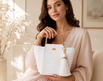 Half Moon Crochet Bag Pattern PDF, T-Shirt Yarn Handbag Pattern, Structured Crochet Purse, Video Tutorial, Digital Download