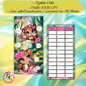 Könnte beinhalten: Ein digitaler Spar-Tracker im Format 8x16 cm für A6-Ordner. Die linke Seite zeigt zwei Leopardenbabys im Dschungel mit rosa Blumen, Schmetterlingen, Würfeln und dem Text Jungle Vibes. Die rechte Seite enthält eine Tabelle mit Spalten für Datum, +/- und Betrag.