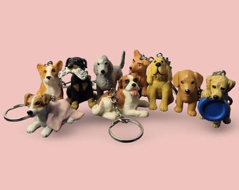 Opciones de iniciales personalizadas / Llavero vintage de perros de varias razas / Llavero Puppy In My Pocket /MEG/ Accesorio de juguete retro lindo y nostálgico de los 90
