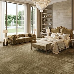 Pu&ograve; includere: Una lussuosa camera da letto con un letto grande, un divano e una panca nei toni dell'oro e del beige. Un grande lampadario pende dal soffitto e ampie finestre offrono una vista sull'esterno. La stanza ha un tappeto morbido.