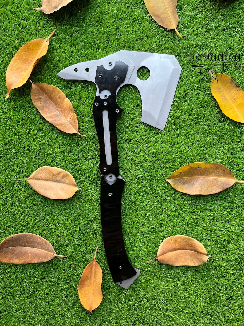 Leon Kennedy upgraded hatchet RE9 Resident Evil Requiem real steel fully upgraded axe replica prop
