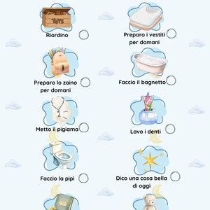 Puede incluir: Un cuadro de rutina para la hora de acostarse para niños con ilustraciones y texto en italiano. El cuadro incluye imágenes de una caja de juguetes, una mochila, un pijama, una bañera, un cepillo de dientes, un inodoro, un libro y un oso de peluche.