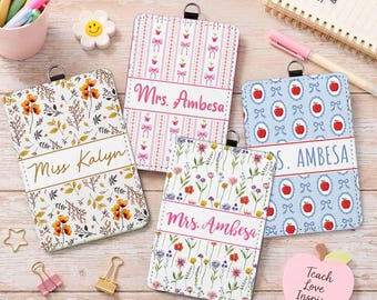 Portatarjetas de identificación personalizado con estampado floral pastel para profesores, portatarjetas de identificación Grandmillennial con nombre de profesor en acuarela personalizado, regalo de agradecimiento para profesores