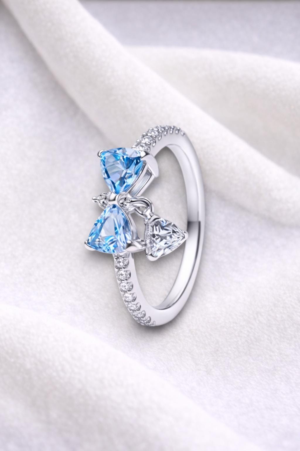 Bague Fantaisie Ailes De Papillon Bleu Taille US 6 - Alliage Avec Pierres Synthétiques - Neuf Avec Étiquettes