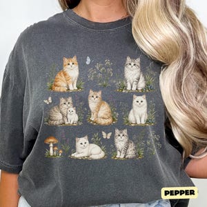 Cottagecore Cats Floral Grid Tee – Vintage Botanical Cat Collage T-Shirt with Mushrooms & Butterflies, Nature Lover Gift, Forestcore Cats