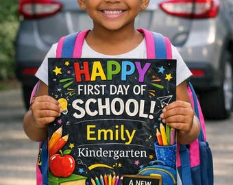 Affiche personnalisée « Bonne rentrée scolaire », style tableau noir, nom et niveau, imprimable en format numérique, prête en 6 heures