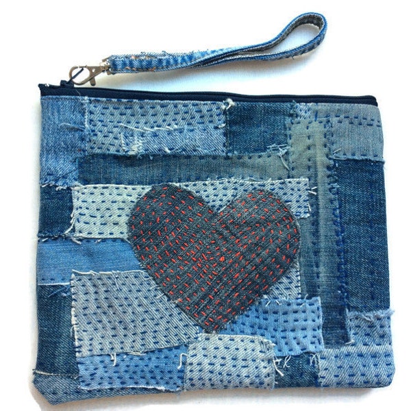 Denim Boro Clutch Tasche, Unisex, recycelte Jeans Clutch Tasche, Sashiko Armband Patchwork Reißverschlusstasche, handgenäht mit Riemen, Wristlet Clutch