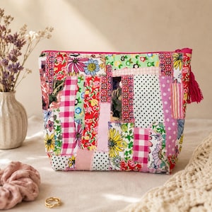 Boro Patchwork Pouch: Artisan-Made Sashiko Zero Waste Accessories