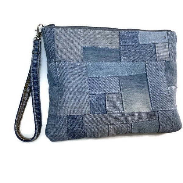 Handgenähte nachhaltige Sashiko-Handgelenktasche, Upcycled-Denim-Clutch mit Riemen, unisex, ökologisches Bewusstsein, Zero Waste-Realität