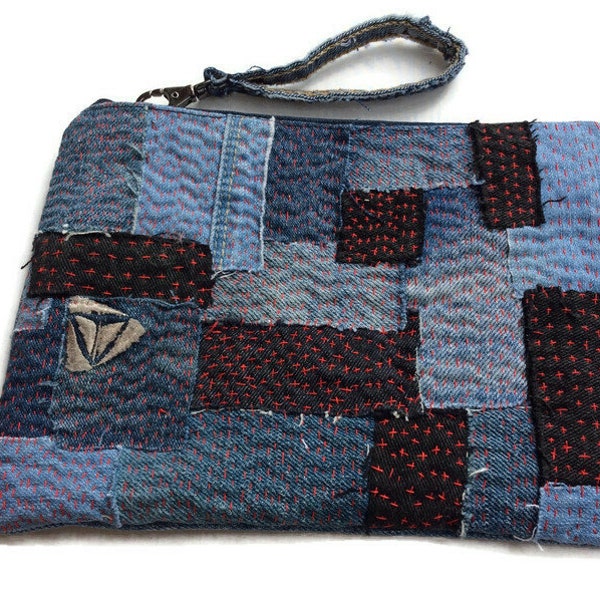 Denim Boro Beutel Tasche, handgefertigt aus recycelten Jeans, Sashiko Armband Patchwork, handgenäht, ökologisches Bewusstsein für eine Zero Waste