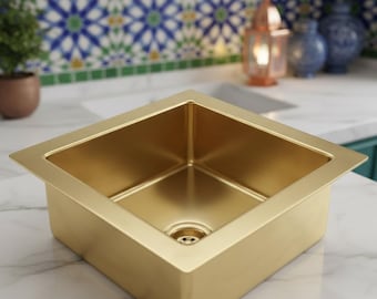 Fregadero de cocina empotrado de latón sin lacar, fregadero exterior liso hecho a mano para isla.