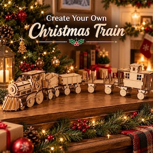 Puede incluir: Un set de tren de madera que incluye una locomotora, un vagón de carbón, un vagón plano y un furgón de cola. El tren es de color claro con detalles en marrón oscuro y recortes intrincados. El texto "Create Your Own Christmas Train" es visible arriba.