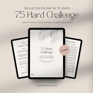 Op de afbeelding: Drie zwarte tablets met een 75 Hard Challenge habit tracker. De centrale tablet toont de titel "75 Hard Challenge" met tekst over discipline en veerkracht. De andere tablets tonen pagina's voor het bijhouden van gewoonten. De afbeelding bevat de tekst "19 pagina's!"