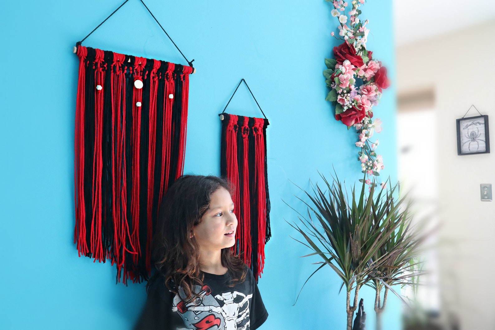 Red and Black Wall Hanging/ Black and Red Wall Hanging/ Red Etsy