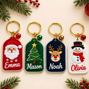 Llavero navideño personalizado bordado con nombre, llavero navideño personalizado, regalo navideño con nombre, llavero personalizado, bordado festivo