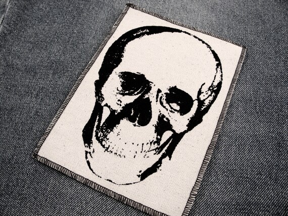 Parche grande calavera con alas - Casa Alié