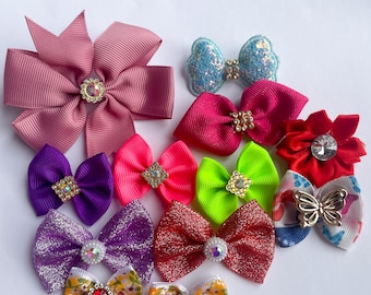 12 assorted bows