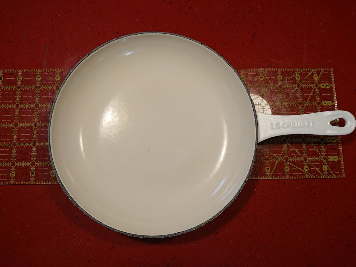 Le Creuset Skillet Fry Pan Cast Iron White Enamel White Matte Etsy