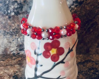Red Glass Bead with White Pearls and Black spacer Bracelet.