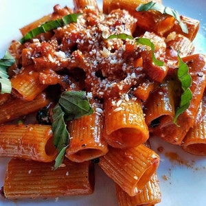 Bella Amore Pasta Sauce with spicy kick image 3