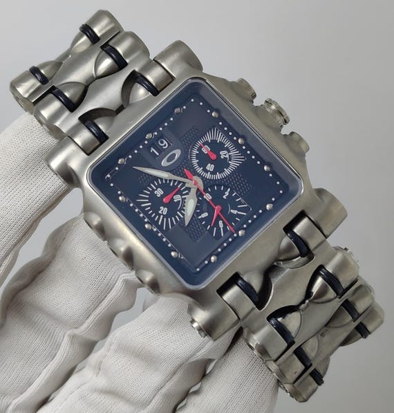 Oakley Minute Machine Time Tank Titanium "Black Dial'' Chronograph Quartz Watch