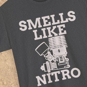 Camiseta RC Nitro - Huele a Nitro - Camiseta de motor RC para aficionados y aficionados al Nitro RC