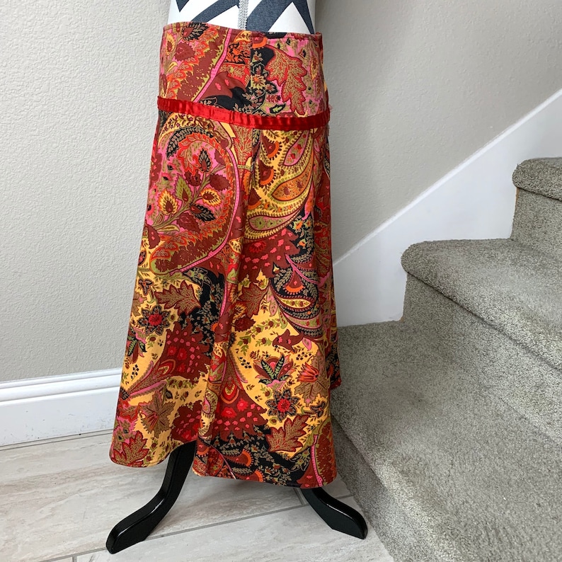 Vintage 1990s Red Yellow Psychedelic Paisley Boho Trippy Gypsy Floral Kaleidoscope Print Skirt Sz M