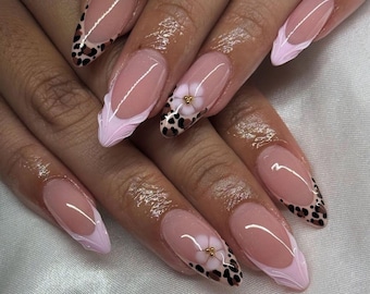 Pink Leopard Press On Nails, Reusable Nail Set (12 Piece)