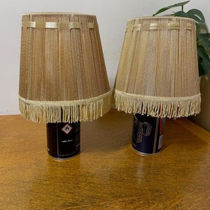 Paralumi vintage Laura Ashley con paralumi in seta con filettature dorate e clip per candele