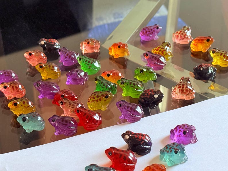 8-100pcs Miniature Resin Frogs – Colorful Terrarium & Fairy Garden Decor (2.7cm) image 6