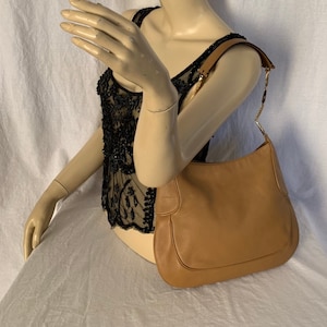 20% OFFSALE SALVATORE FERRAGAMO Great Vintage Authentic Tan Leather Shoulder Bag Made in Italy