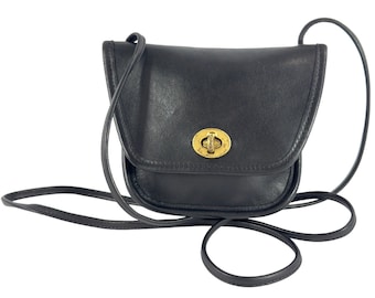 80&#39;s COACH Black Leather Everett Crossbody Bag Made in The United States