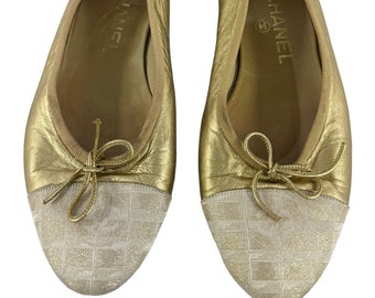 CHANEL Gold Leather & Beige Silk Ballet Ribbon Flats Made in Italy 37.5 - 7.5 US