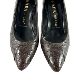 PRADA Milano Brown Ostrich Toe Leather Pumps Made in Italy 37.5-7.5US