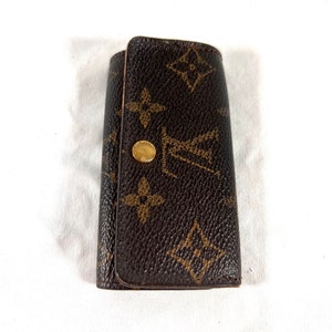 used Pre-owned Louis Vuitton Louis Vuitton Multicle Long GM M60116 Monogram Key Case Gold Hardware Women's Men's Made in France (Good), Adult Unisex