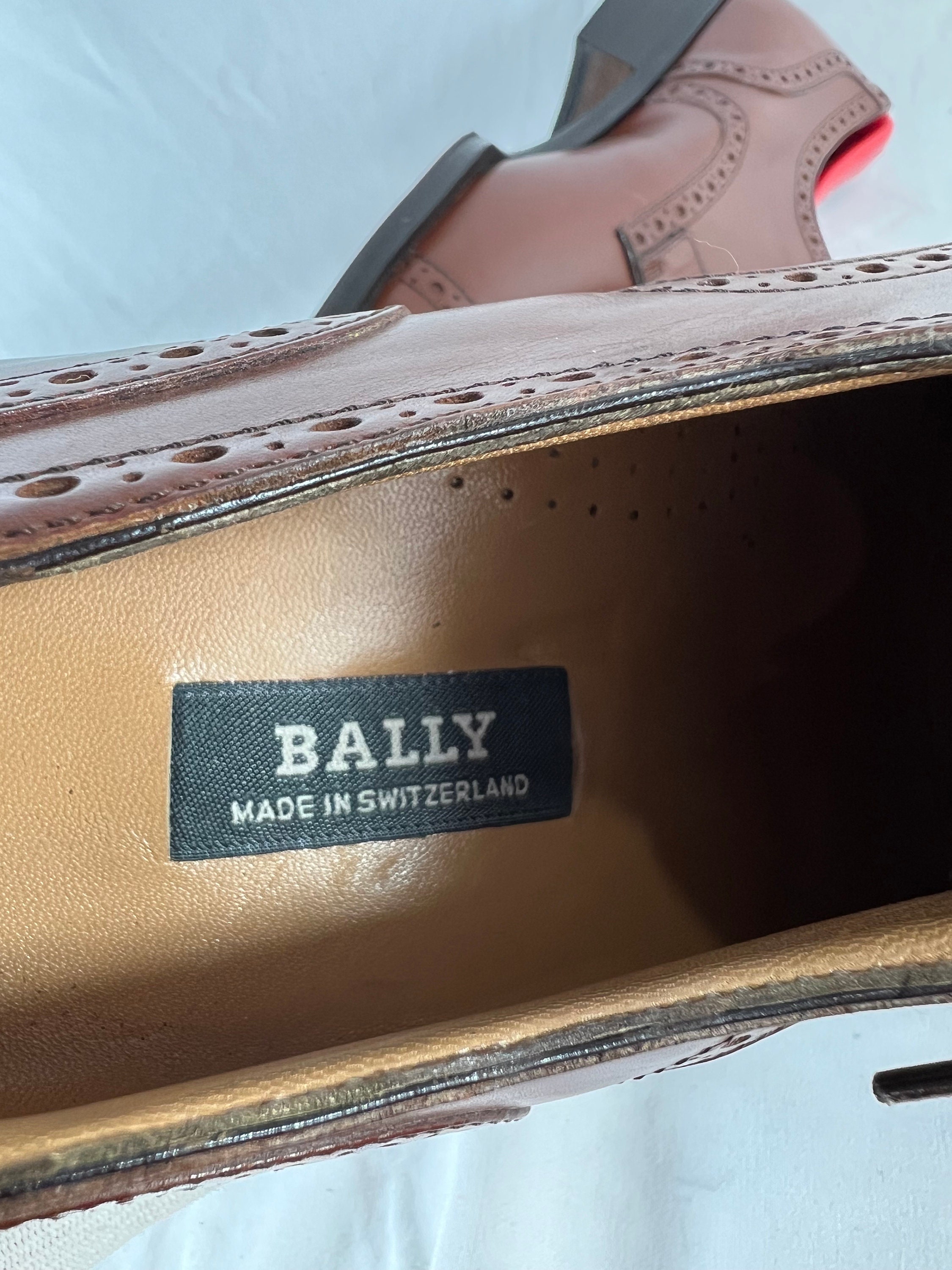 BALLY Brown Leather Derby Semi Brogue Loafers Made in Switzerland Marked as 8US Vintage BALLY of SWITZERLAND Dark Brown Slip on Parawet  main image 2