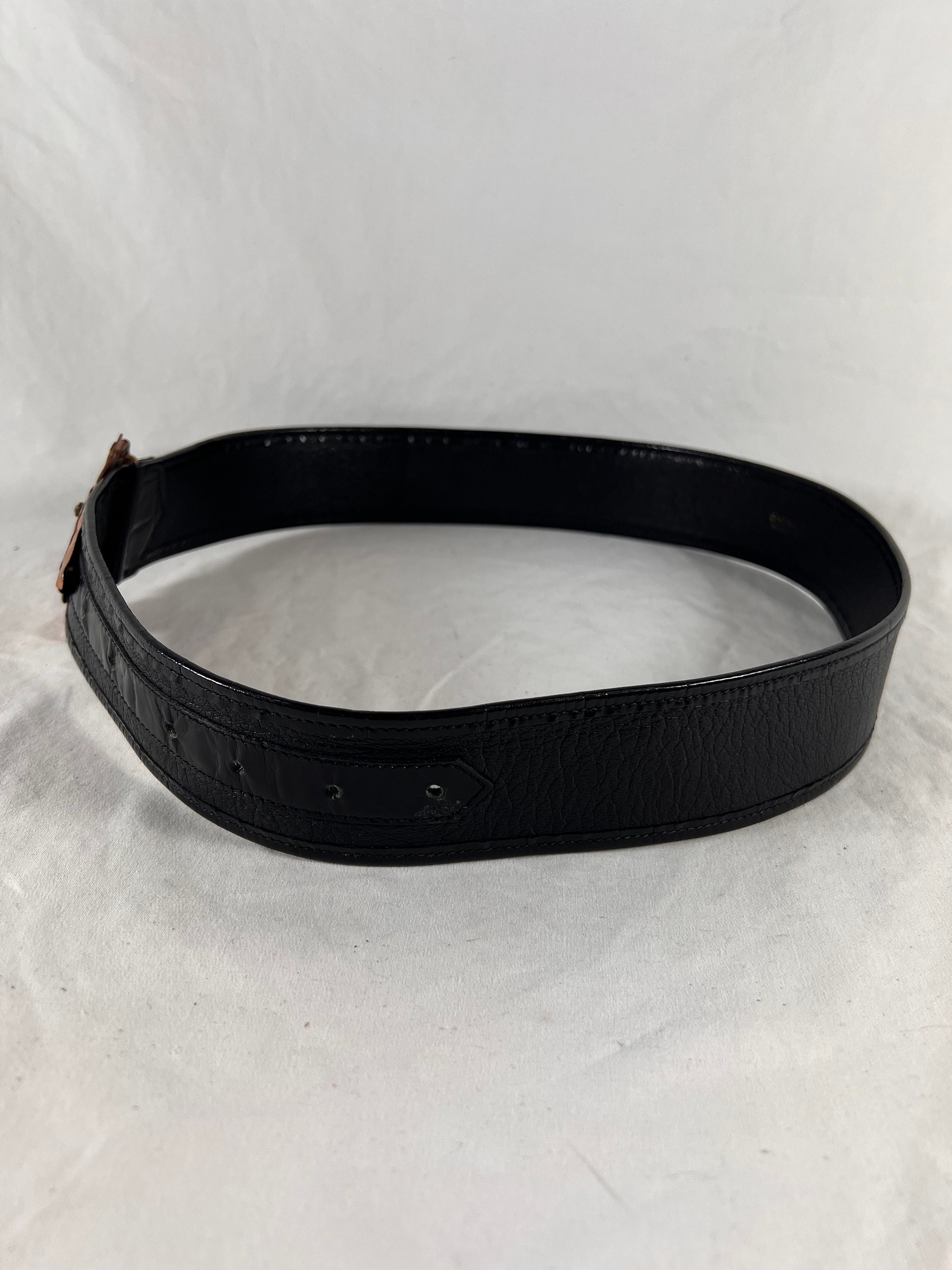 GIANFRANCO LOTTI Leaf Buckle Accent Black Leather Women