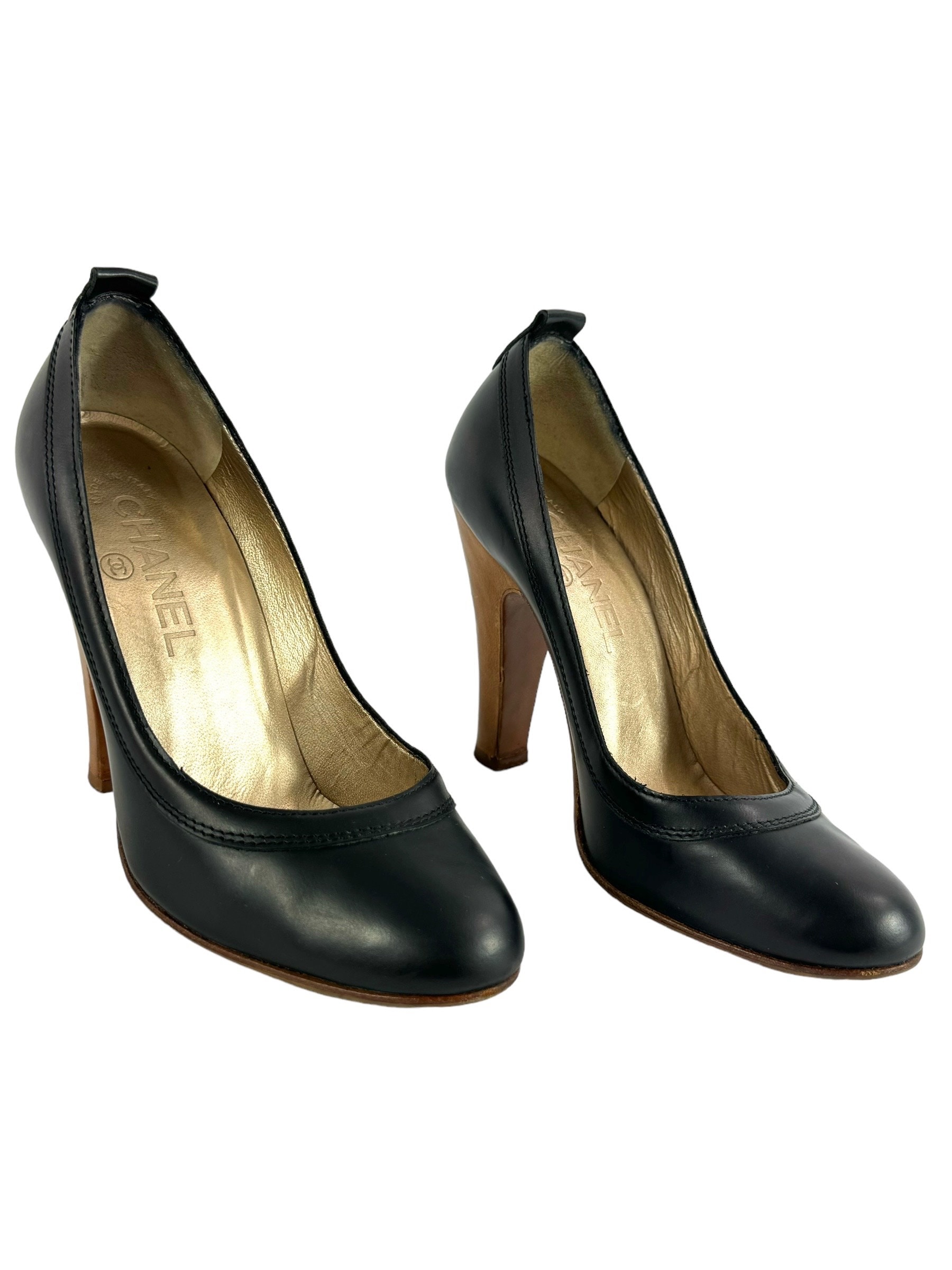 靴 Chanel Pumps Heel Leather Vintage CHANEL Interlocking CC Black Leather Vintage Heeled Pumps Made in