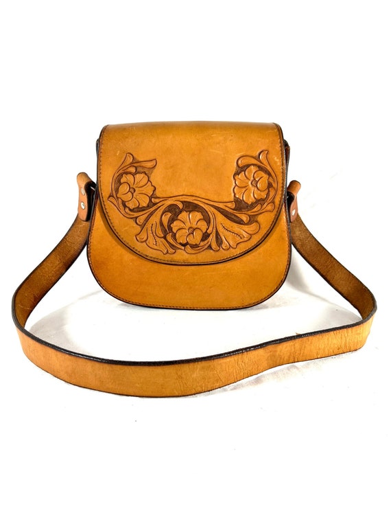 LONG HORN SADDLE Tan Leather Floral Pattern Tooled