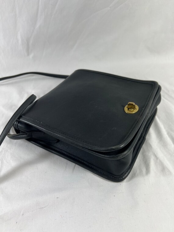 80's COACH Dark Navy Blue Leather Compact Pouch C… - image 6