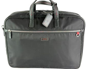 TUMI x Ducati バックパック パッチ付き 本革 ブラウンカラー 男女兼用