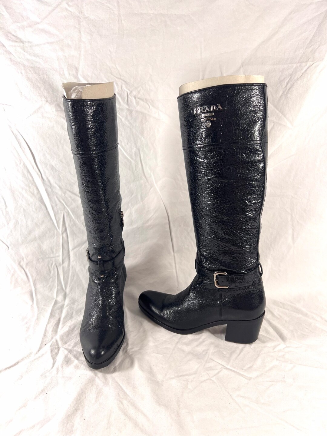 PRADA ロングブーツ サイドジップ ベルト ロゴ org.jpg