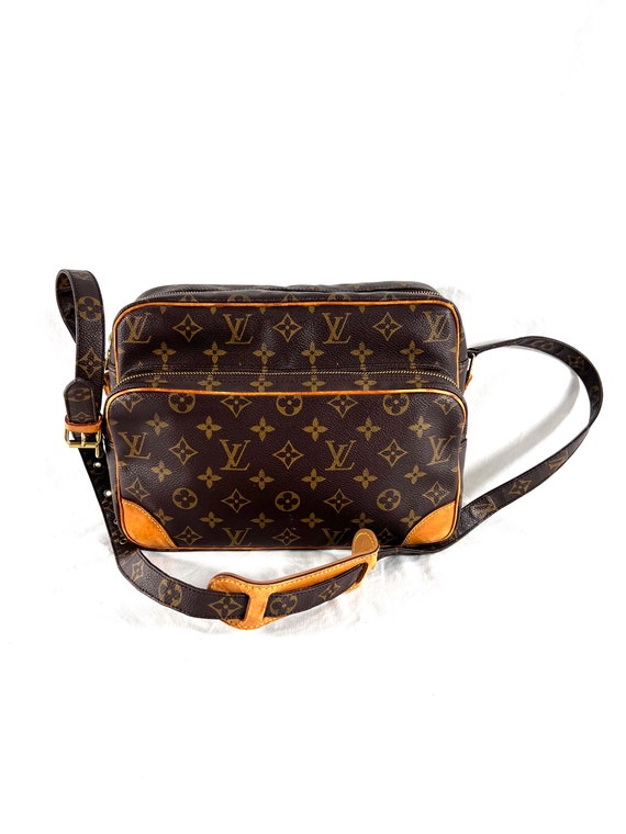 nile crossbody bag