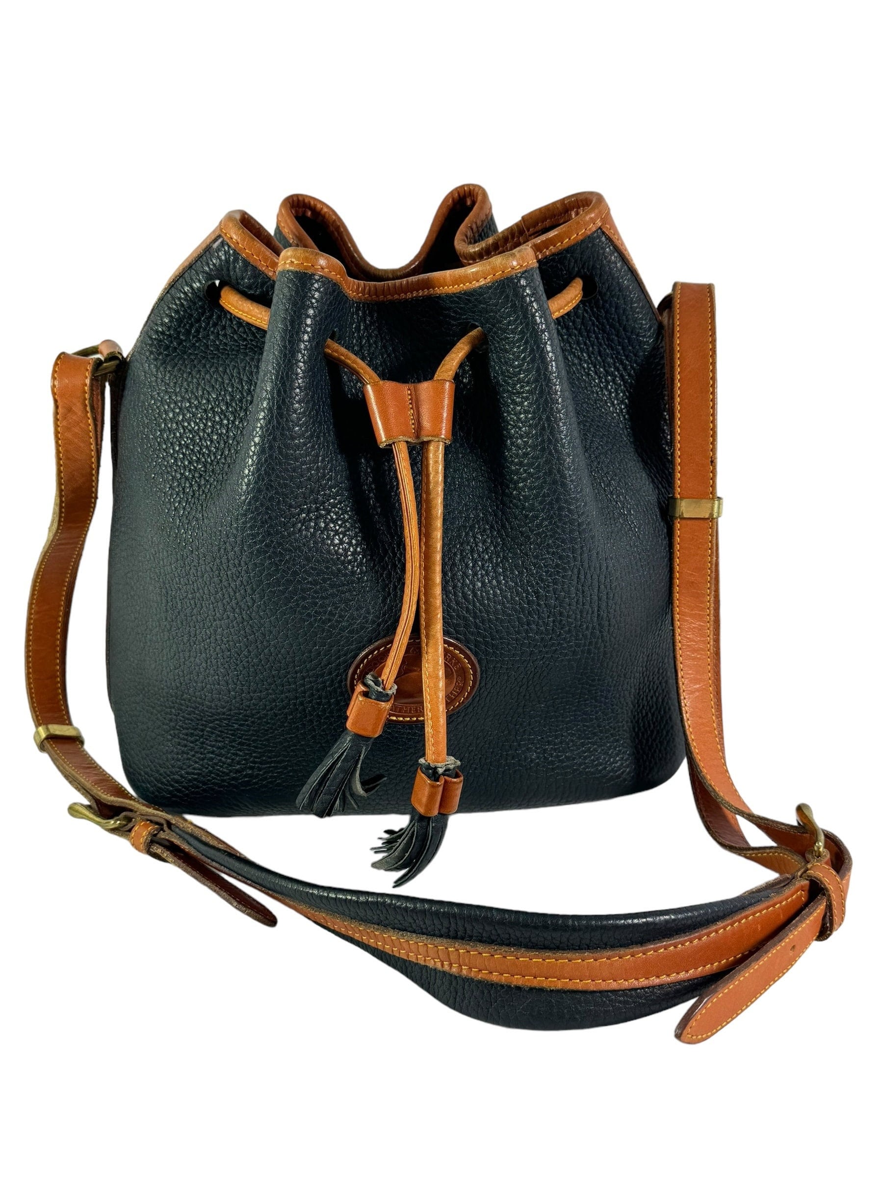 Dooney and bourke kendall drawstring bag hotsell