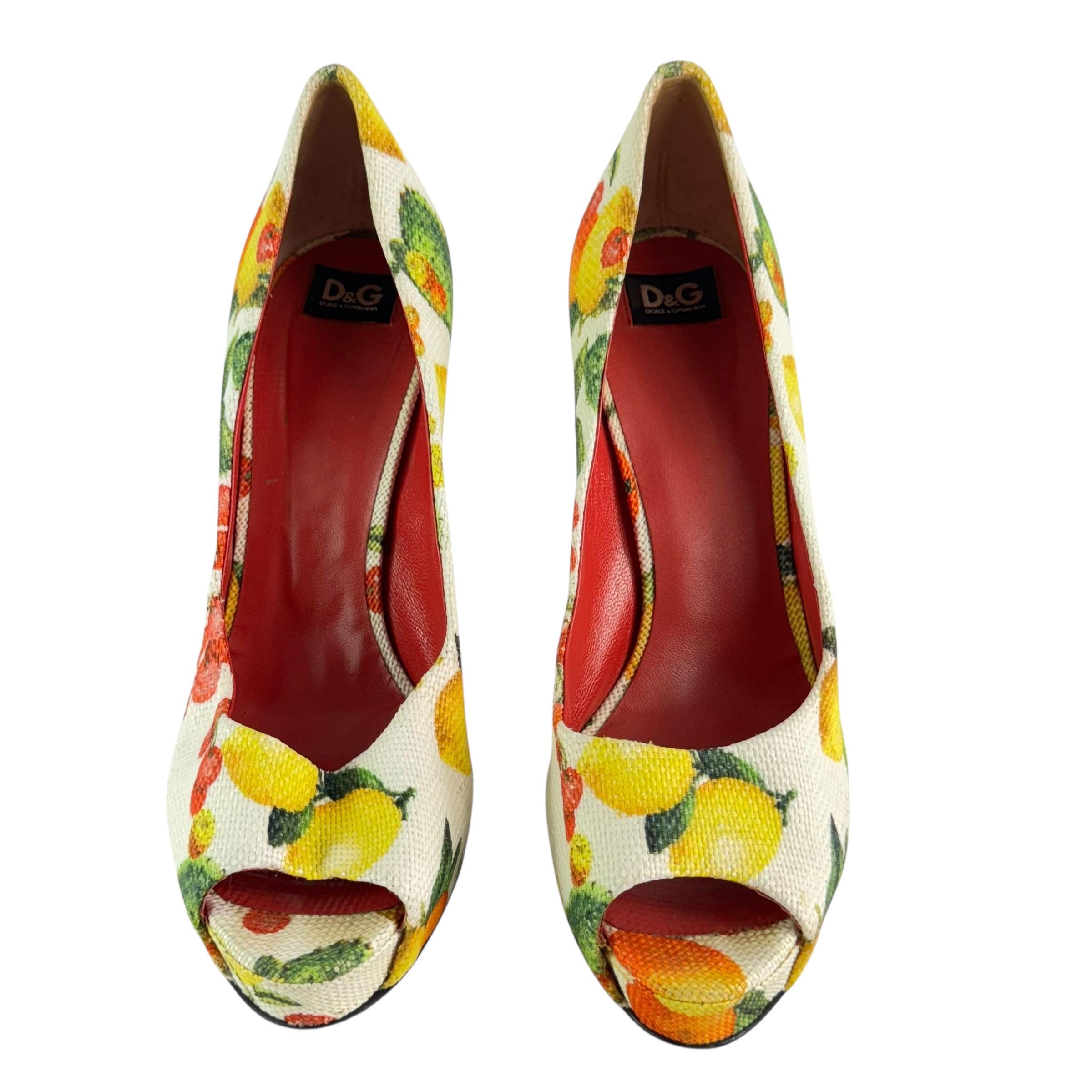 Dolce & Gabbana ビーズ装飾 パンプス　39 DOLCE and GABBANA Multicolor Floral Platform Peep Toe Heels Marked